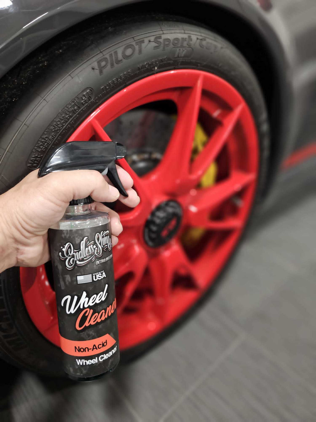 CLEANWHEELS TOUCHLESS™ Wheel & Tire Cleaner